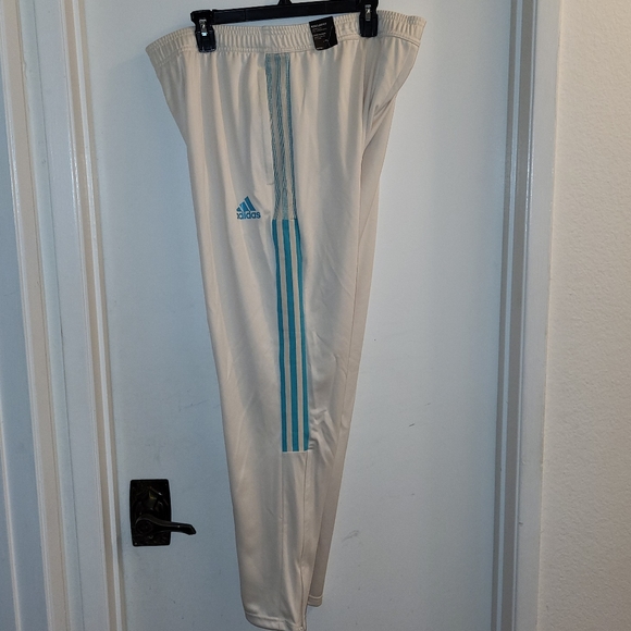 Adidas tampered leg joggers - Picture 1 of 3